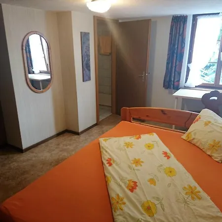 Han/Misafirhane Zum Ochsen Neuhaus