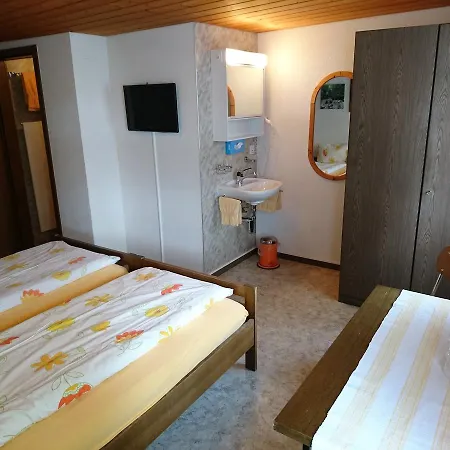 Han/Misafirhane Zum Ochsen Neuhaus